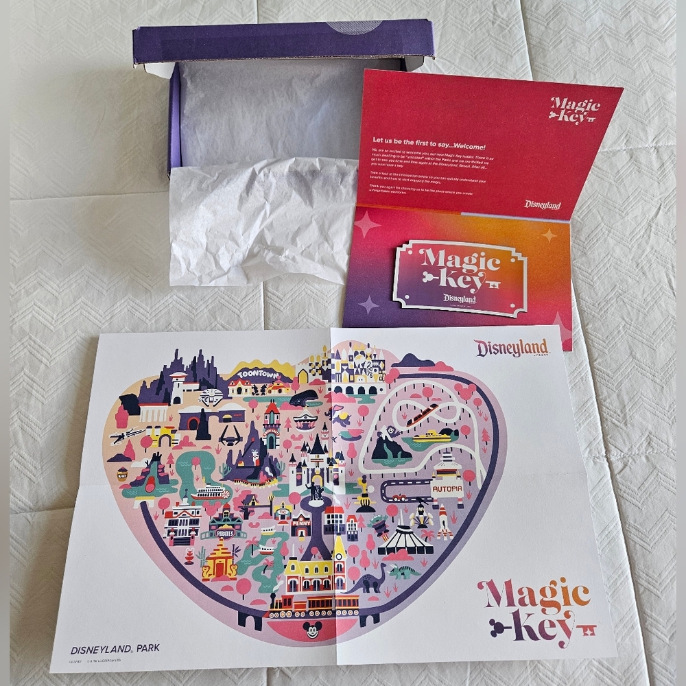 Disneyland Magic Key Passholder Magnet & Limited Edition Heart Park Map Poster